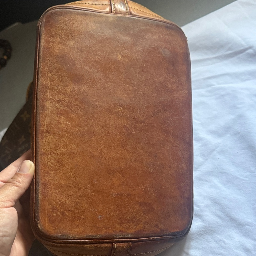 Louis Vuitton Vintage Monogram Satchel with Tan Leather Accents - Picture 5 of 5